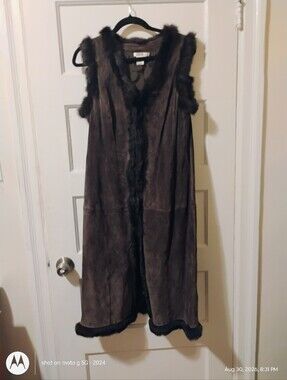 Long Sleeveless Faux-Suede Vest with Fur Trim - Dark Brown